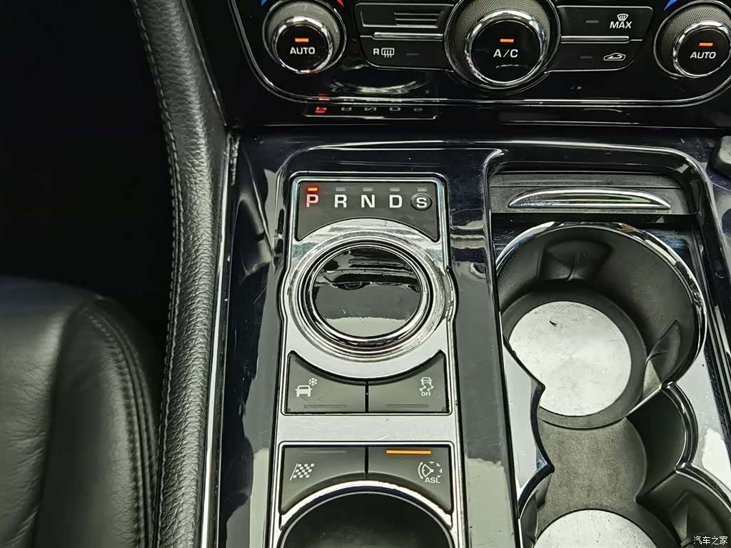 Jaguar XJ, 2014 13