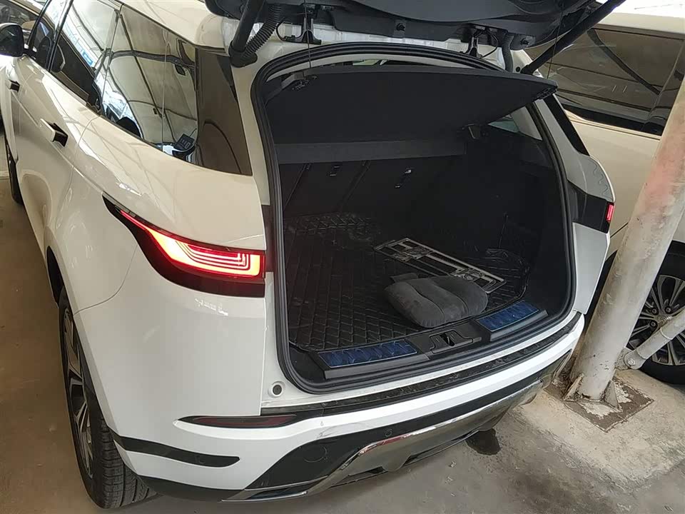 Land Rover Range Rover Aurora