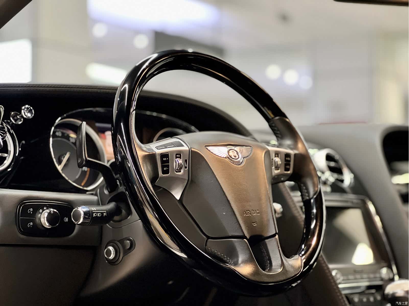 Bentley Flying Spur, 2014 14