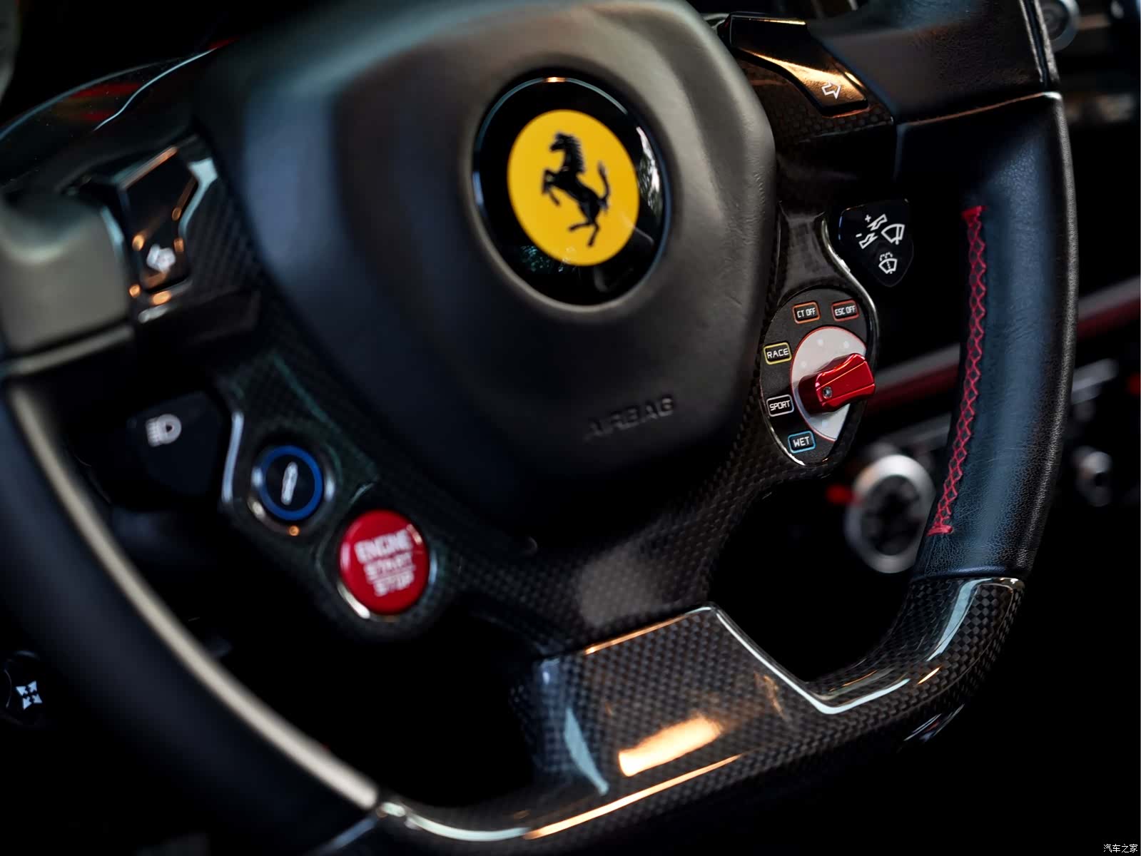Ferrari 488, 2018 14