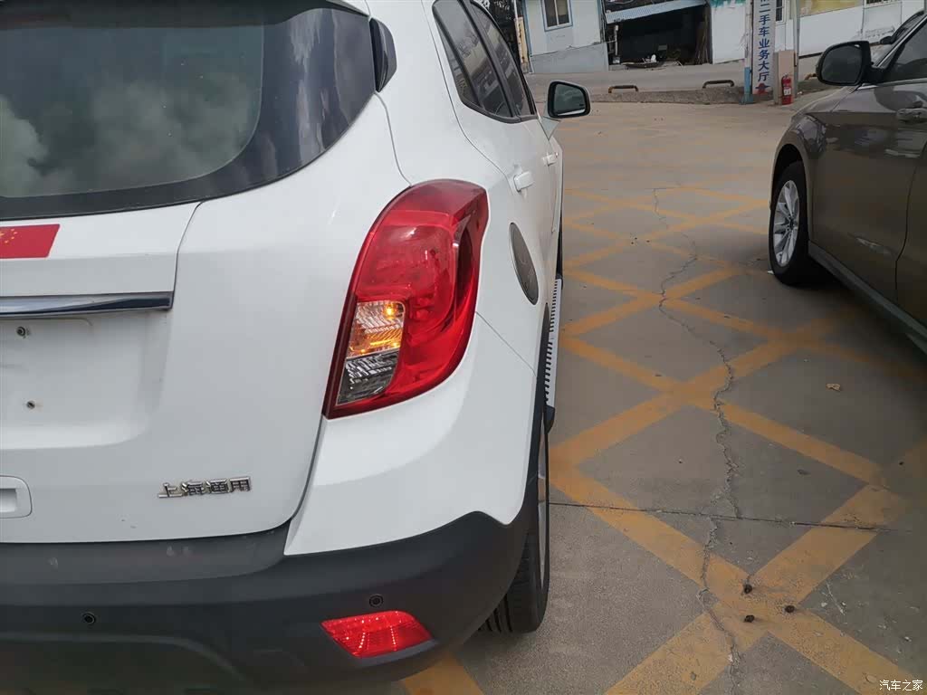 Buick Encore, 2016 8