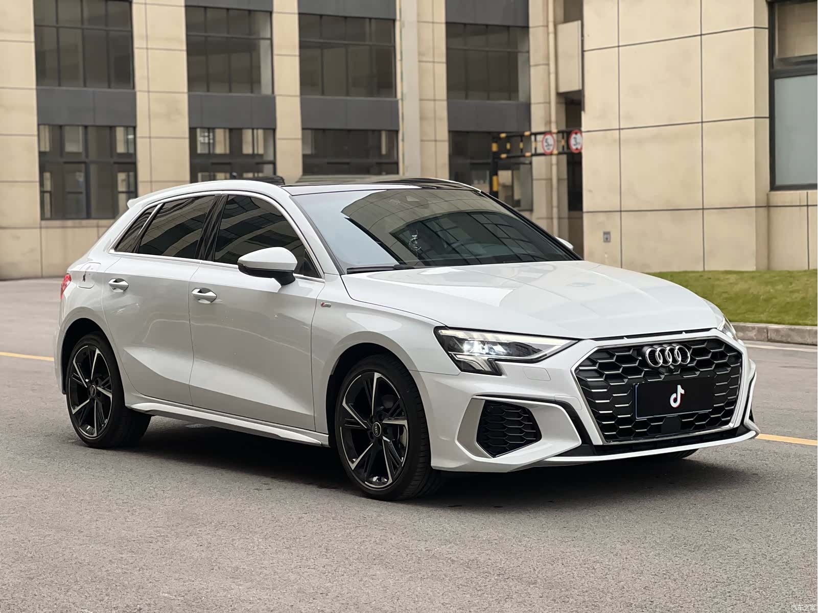 Audi A3, 2024 3