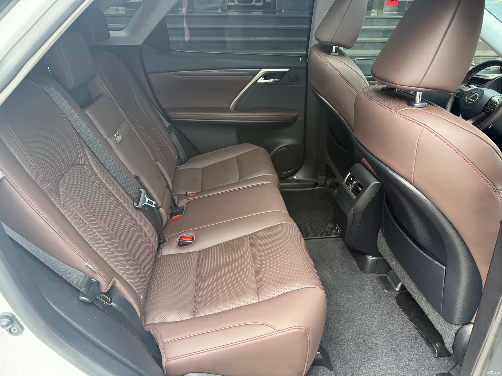 Lexus RX, 2025 все фото