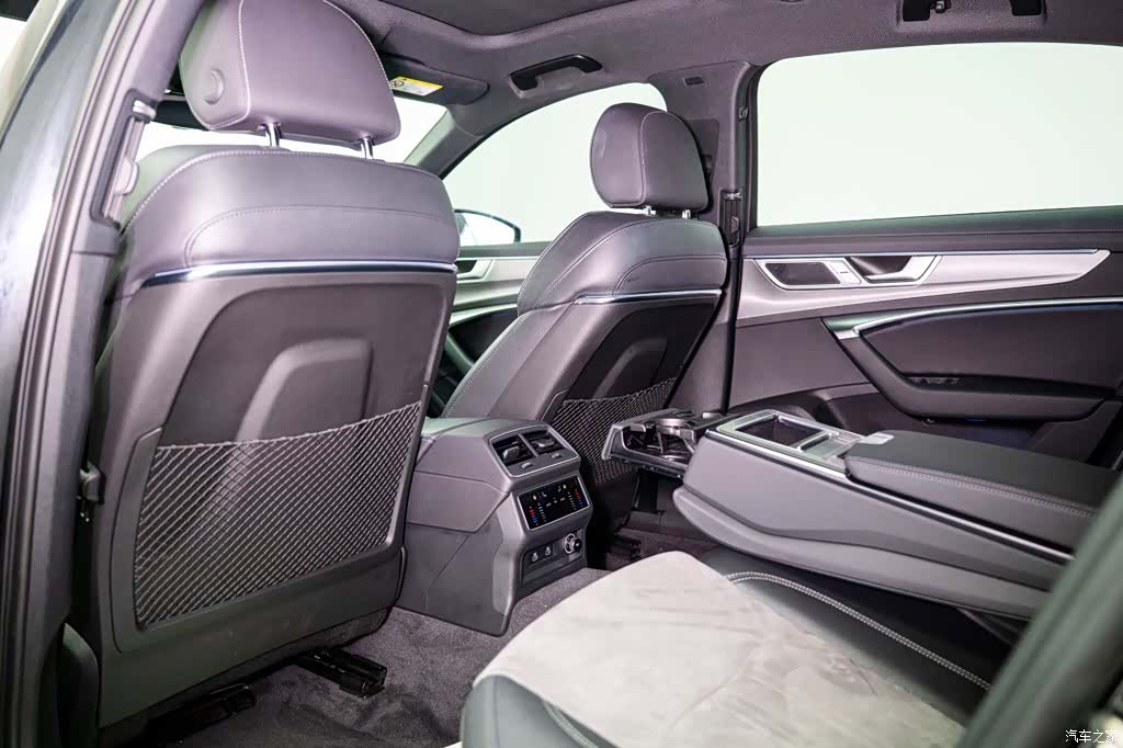 Audi A6L, 2023 17