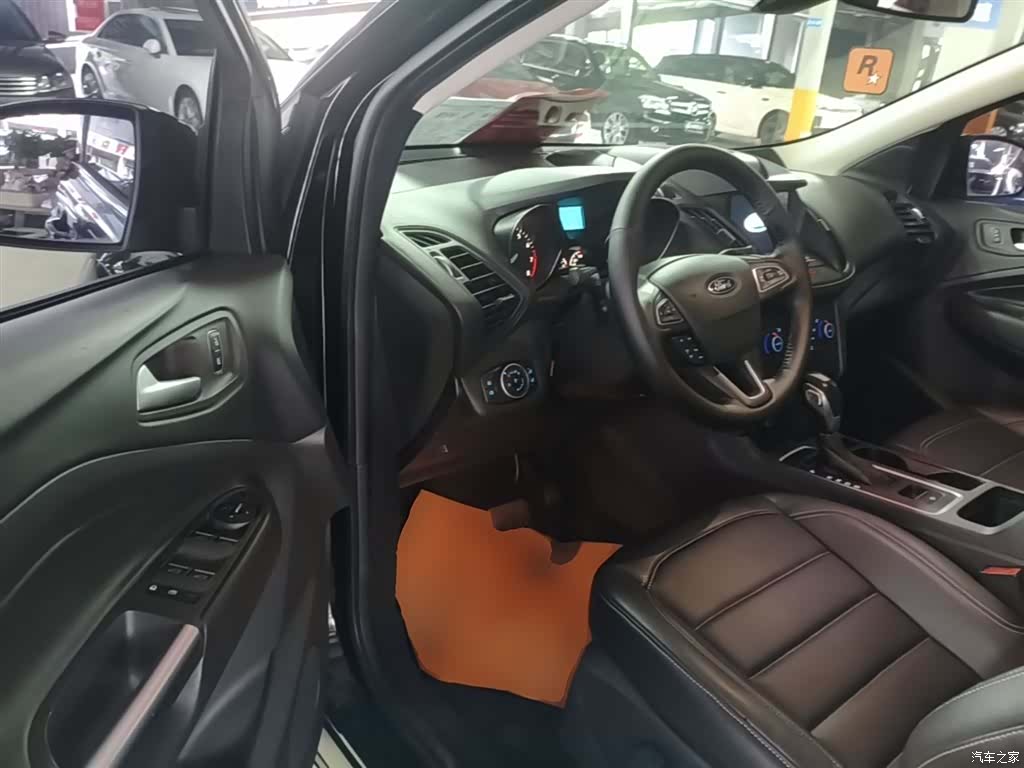 Ford Kuga, 2019 16