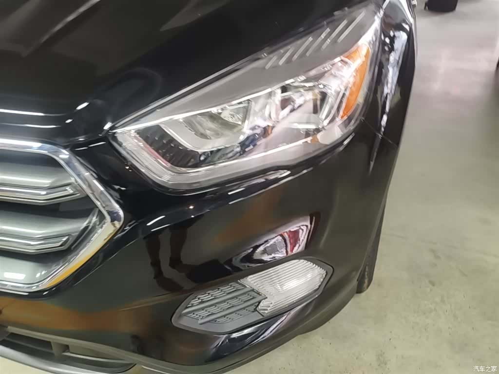 Ford Kuga, 2019 24