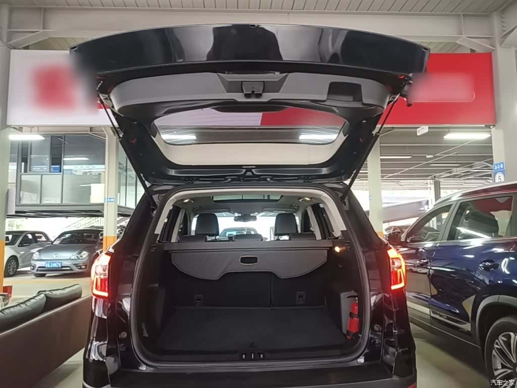 Ford Kuga, 2019 19