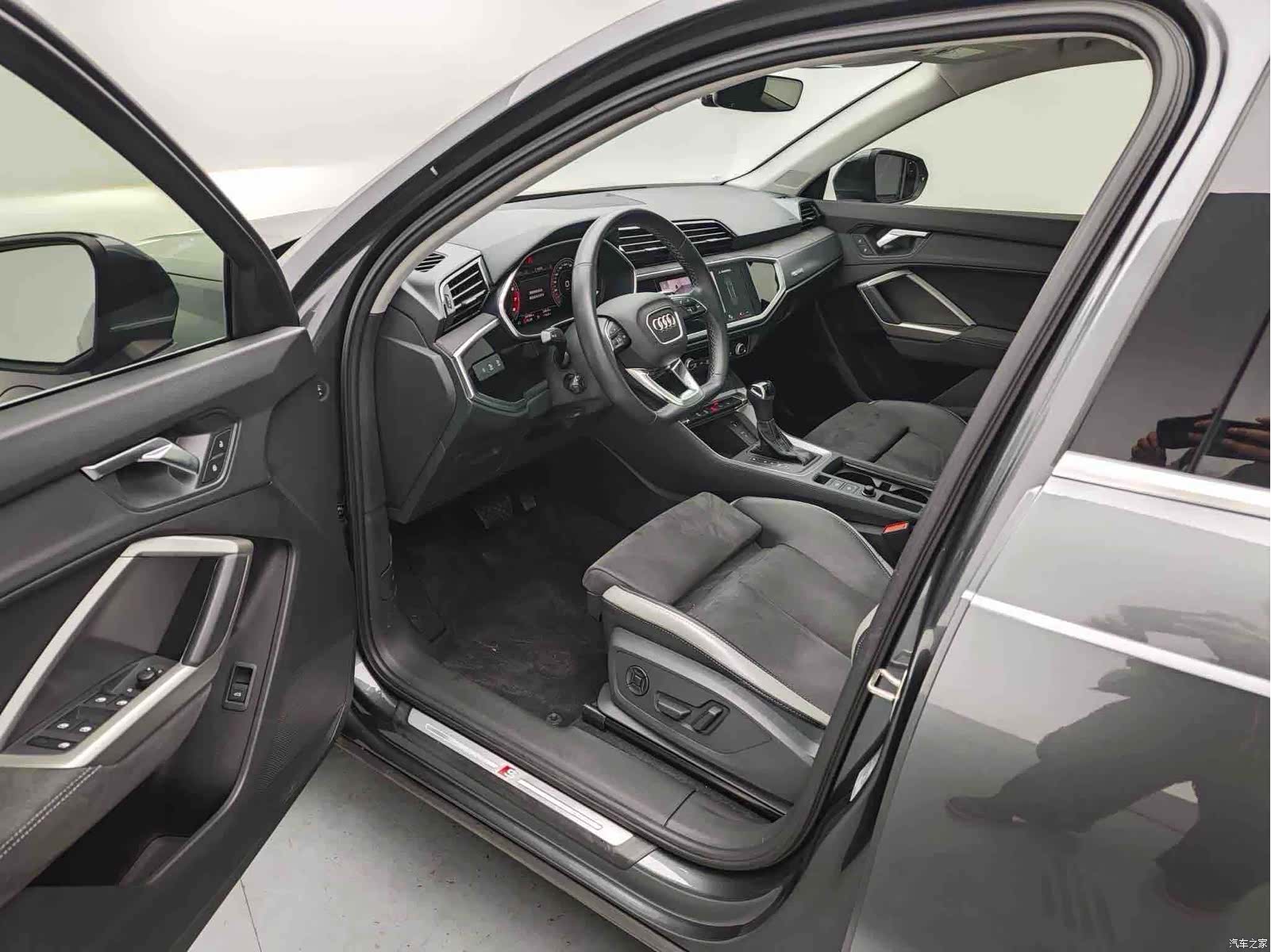 Audi Q3, 2022 9