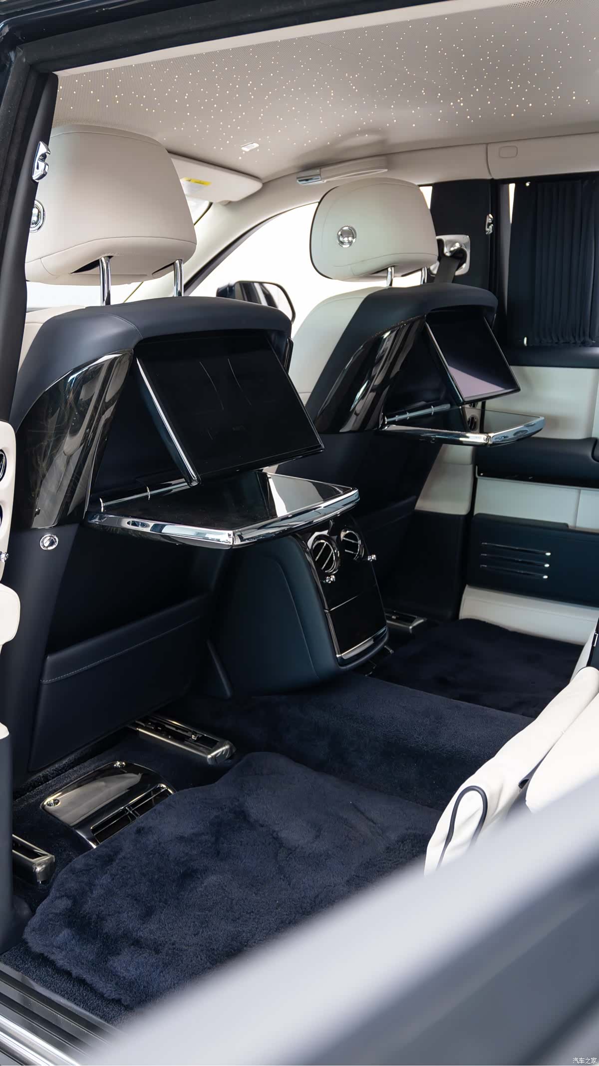 Rolls-Royce Phantom, 2020 14