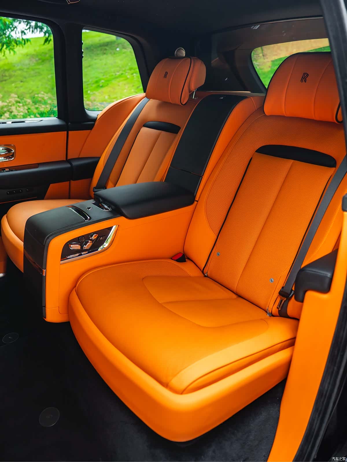 Rolls-Royce Cullinan, 2023 9