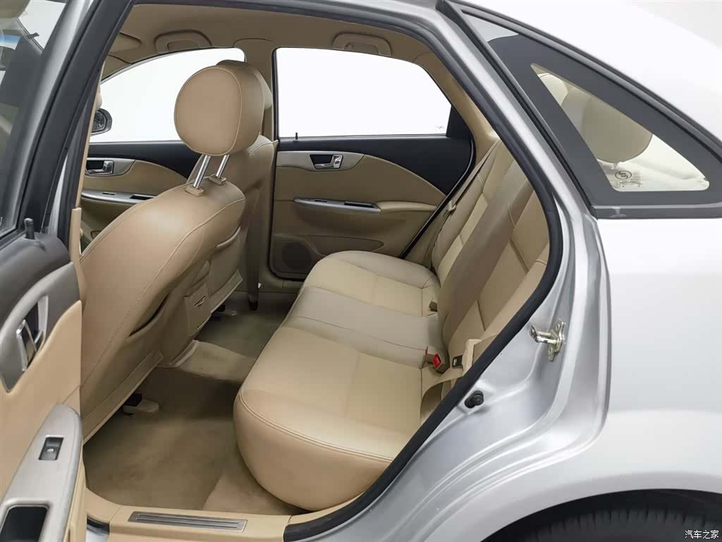 Buick 1.6LX-AT, 2013 15