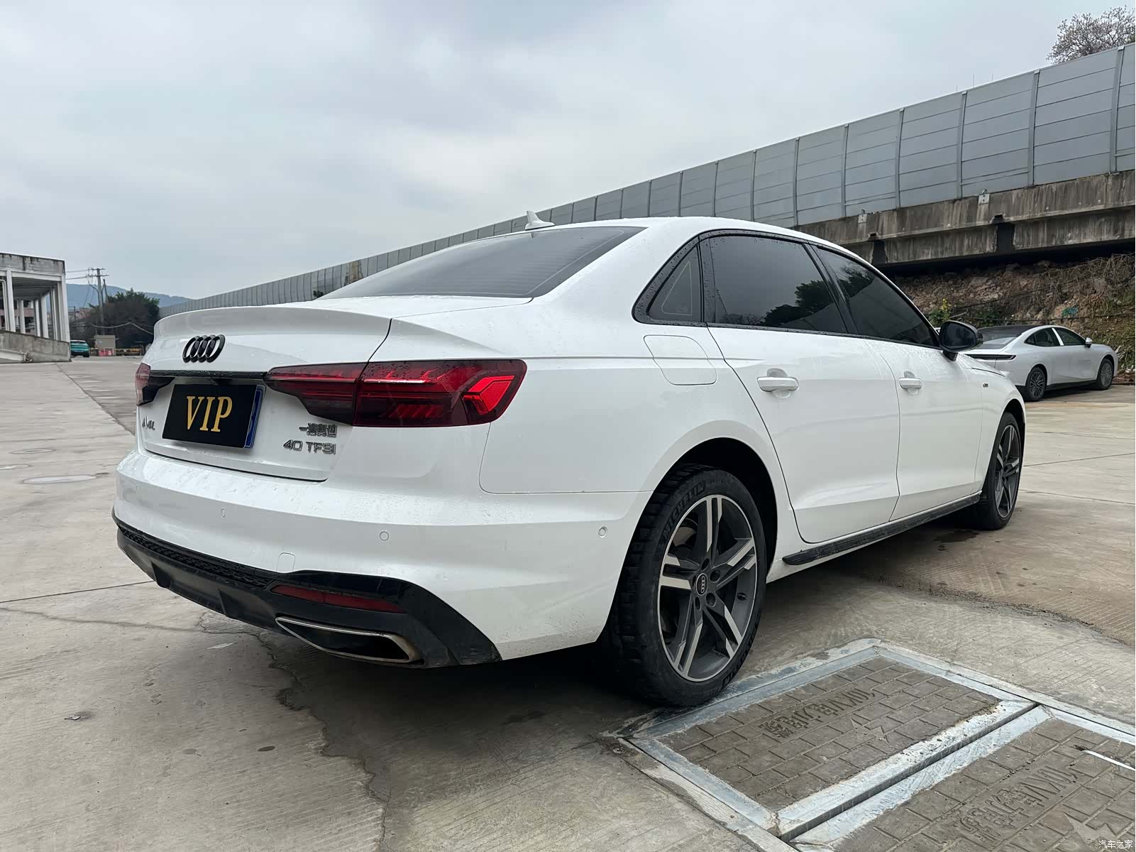Audi A4L, 2022 9