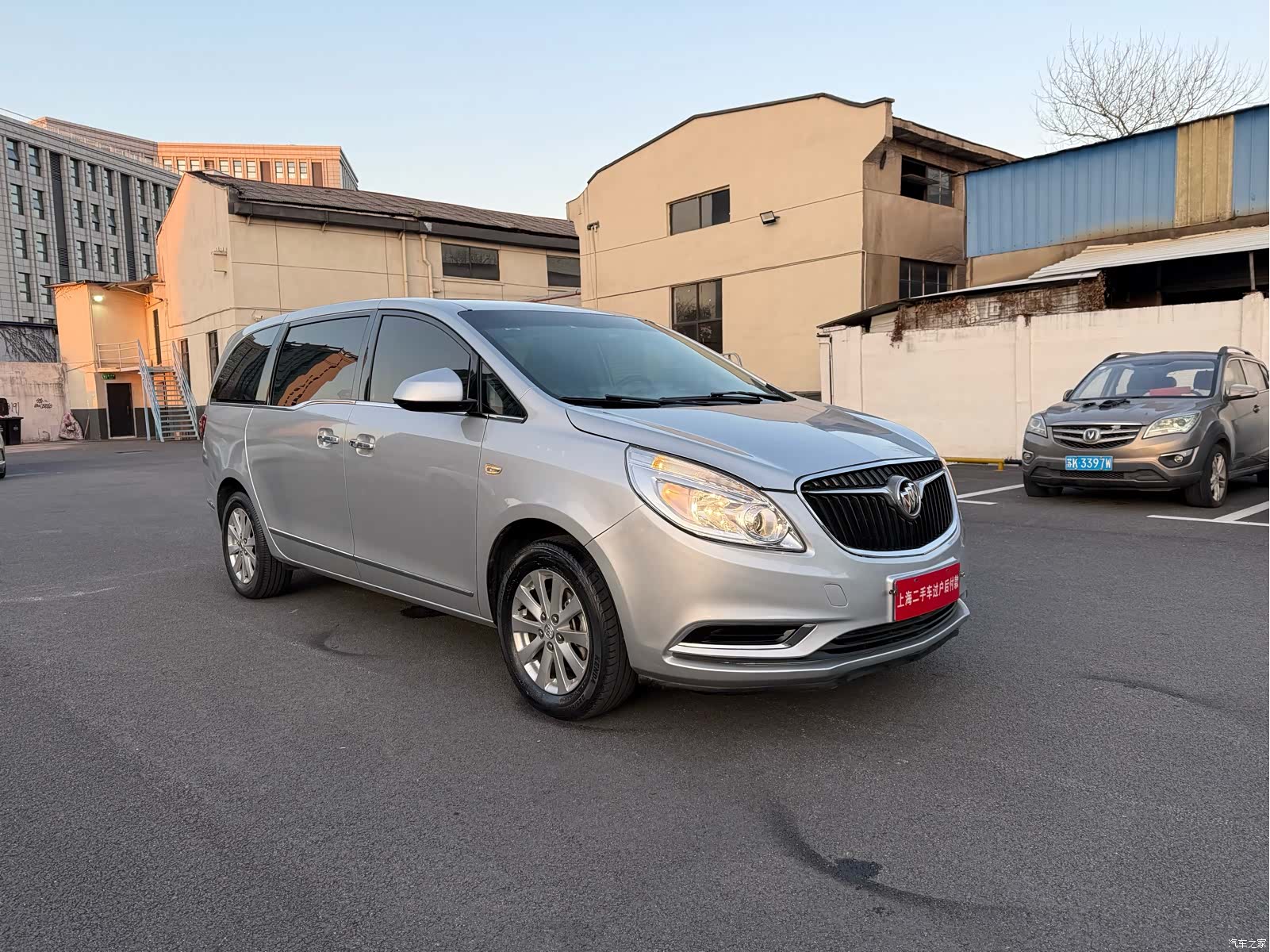 Buick GL8, 2019 25
