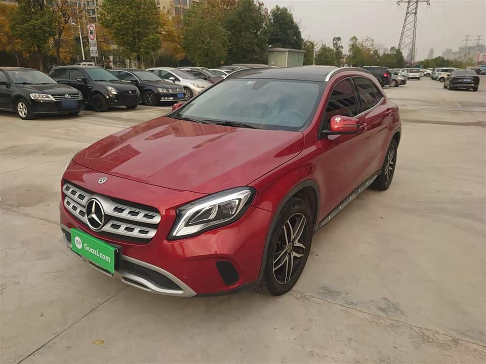 Mercedes-Benz GLA