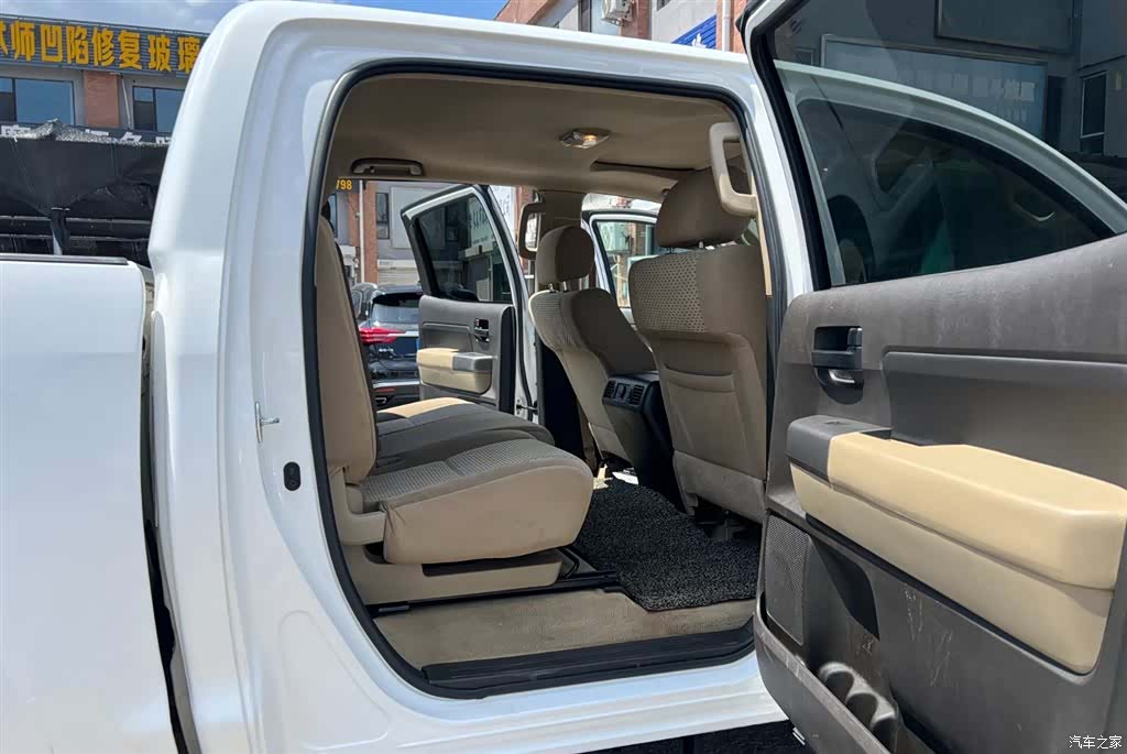 Toyota Tundra, 2012 20