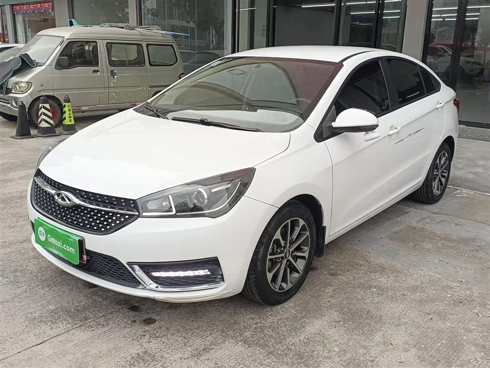 Chery Arrizo 5