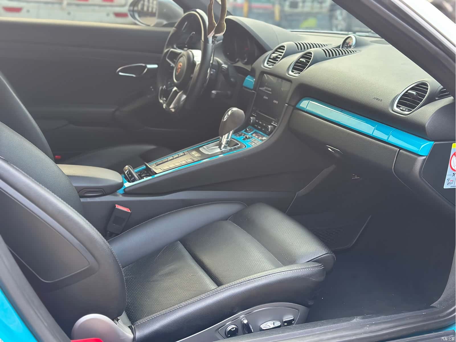 Porsche Cayman, 2018 8