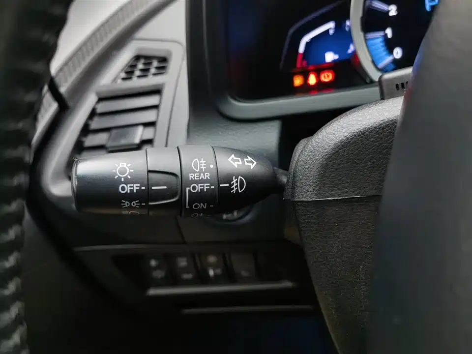 Luxgen Excellent 6 SUV