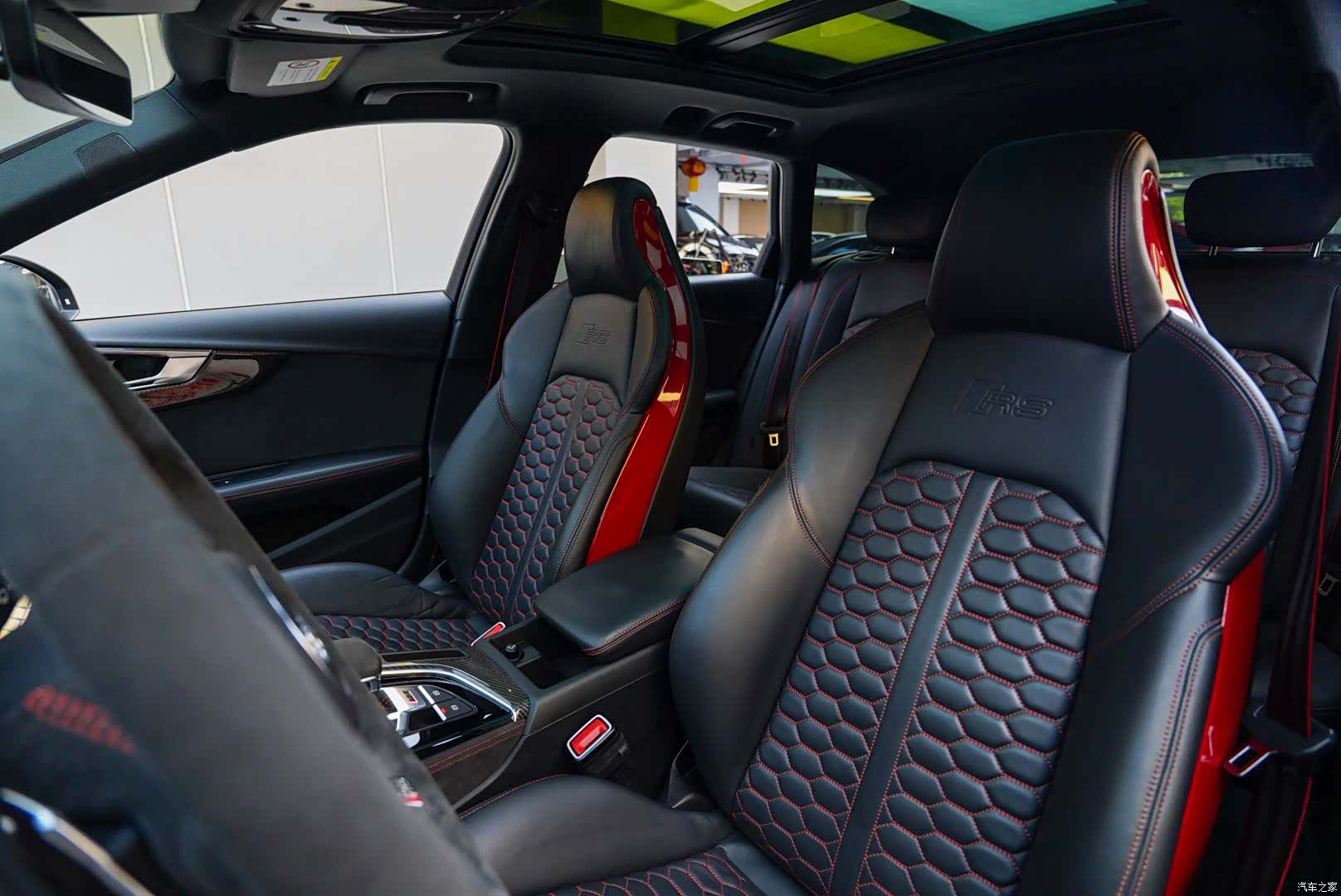 Audi RS4, 2021 15
