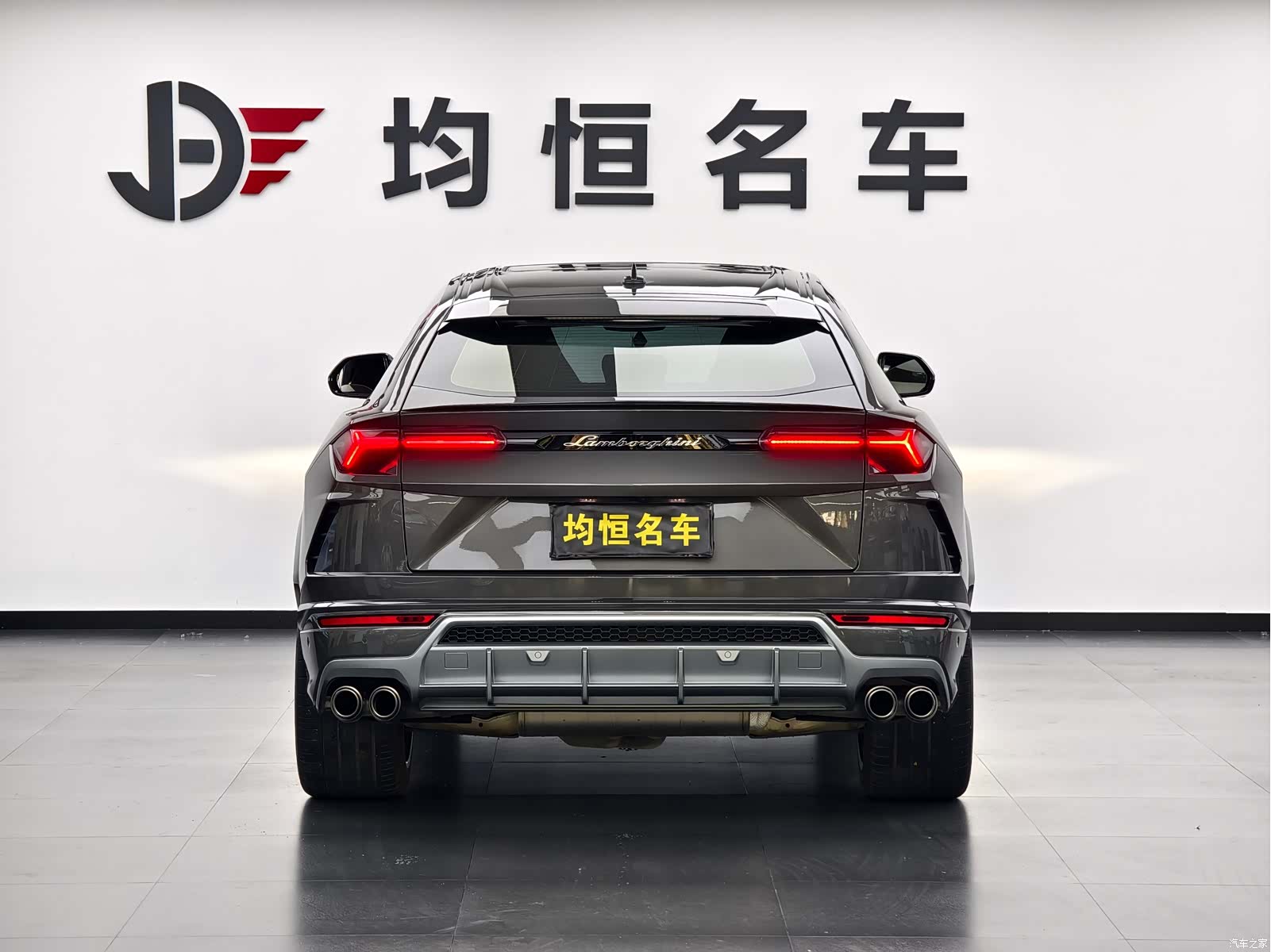 Lamborghini Urus, 2021 3