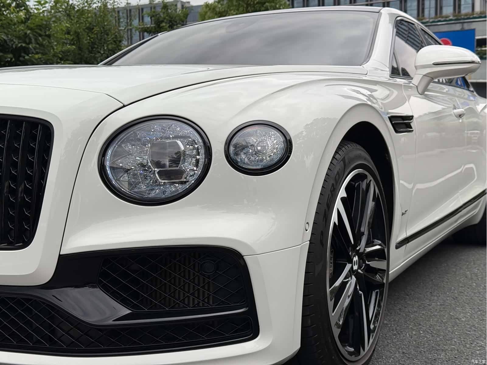 Bentley Flying Spur, 2021 все фото