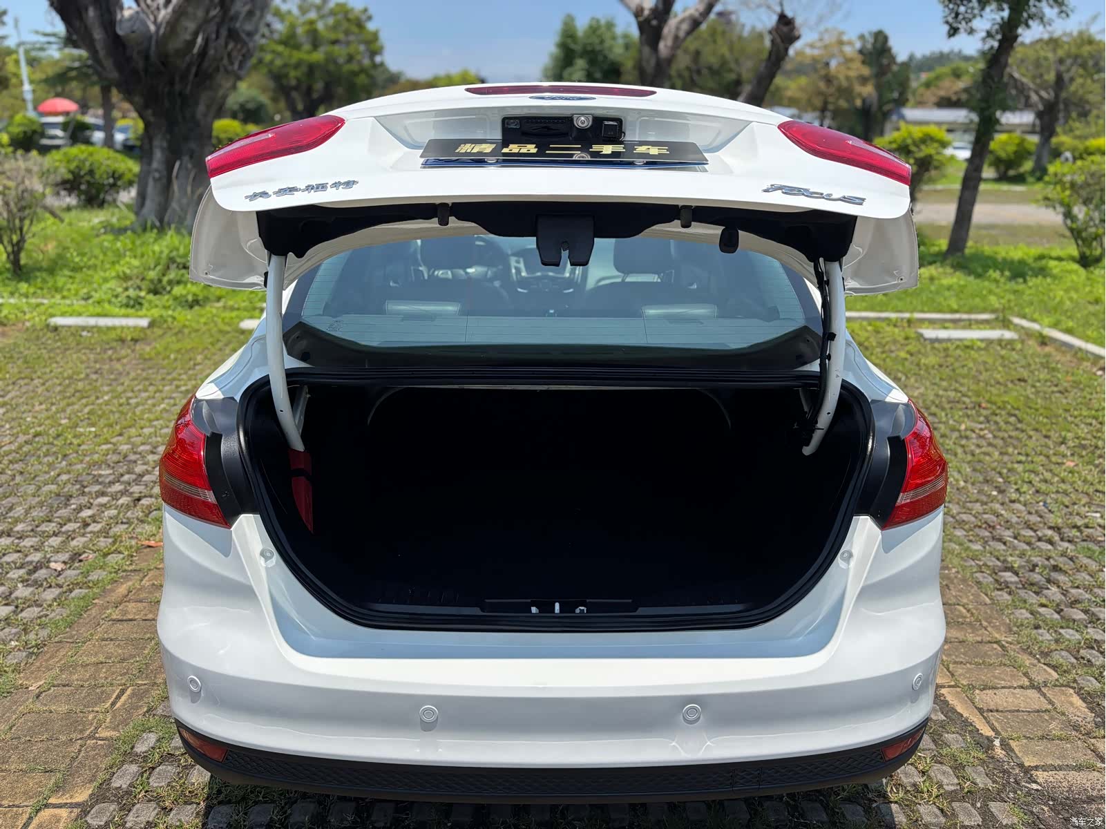 Ford Focus, 2016 11