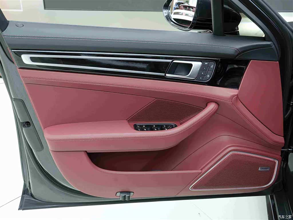 Porsche Panamera, 2023 13