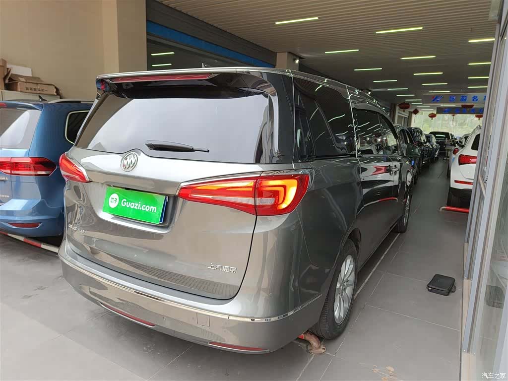 Buick GL8, 2020 7