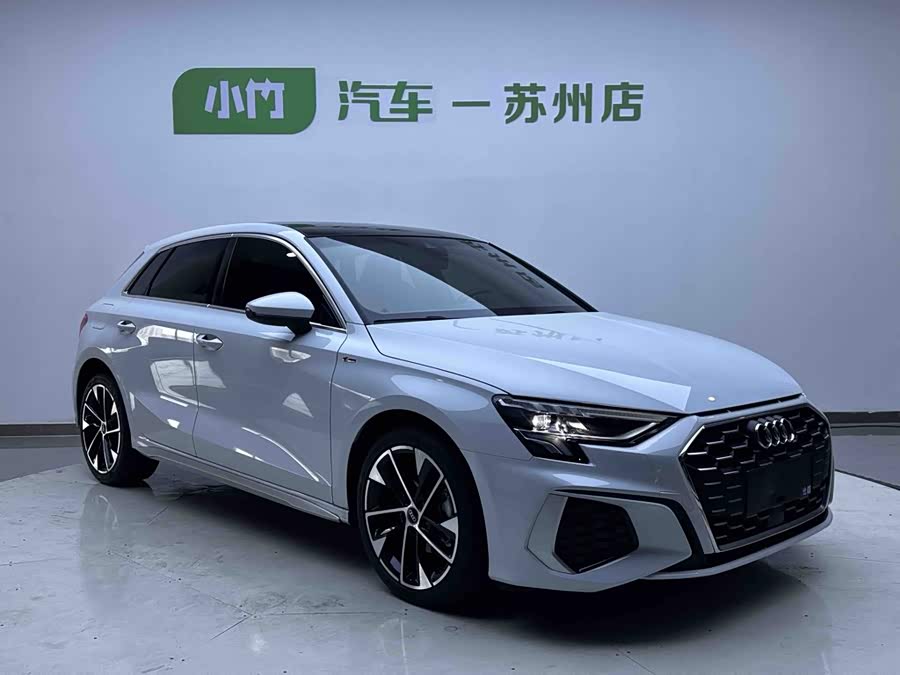 Audi A3 2023, фото 3