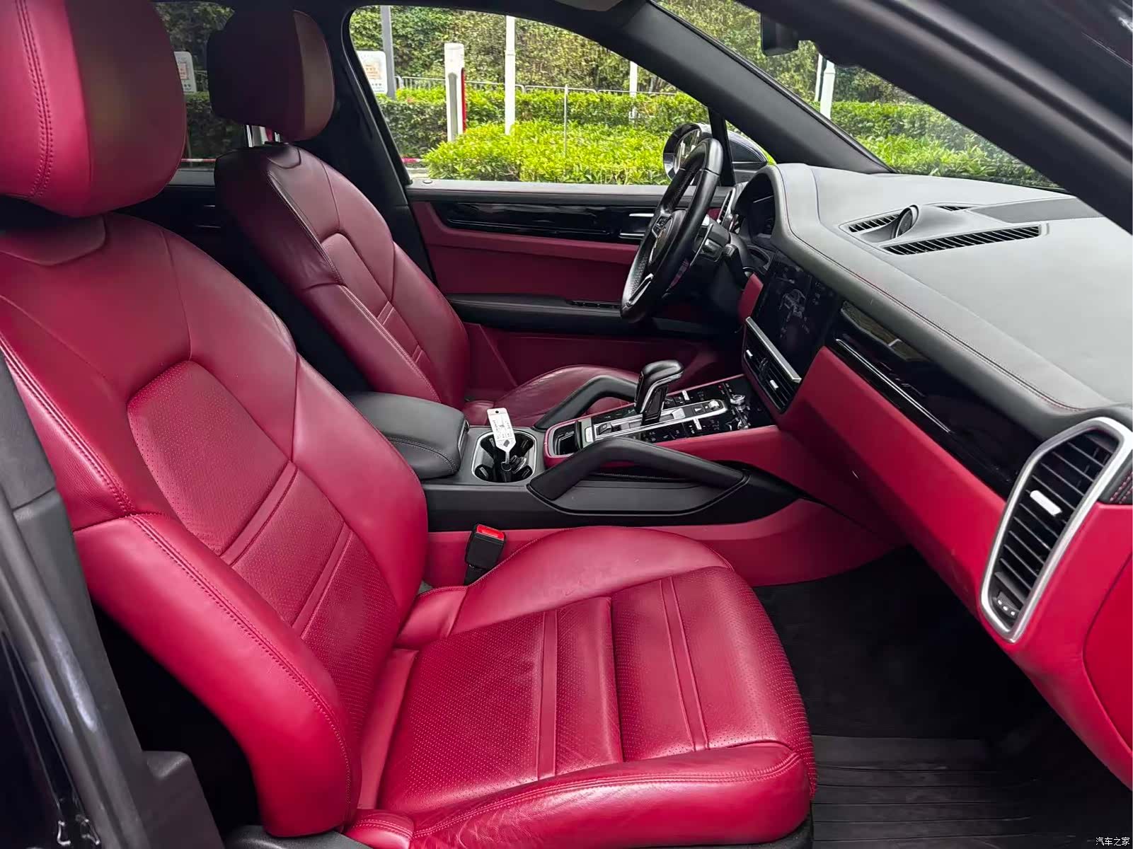Porsche Cayenne, 2019 9
