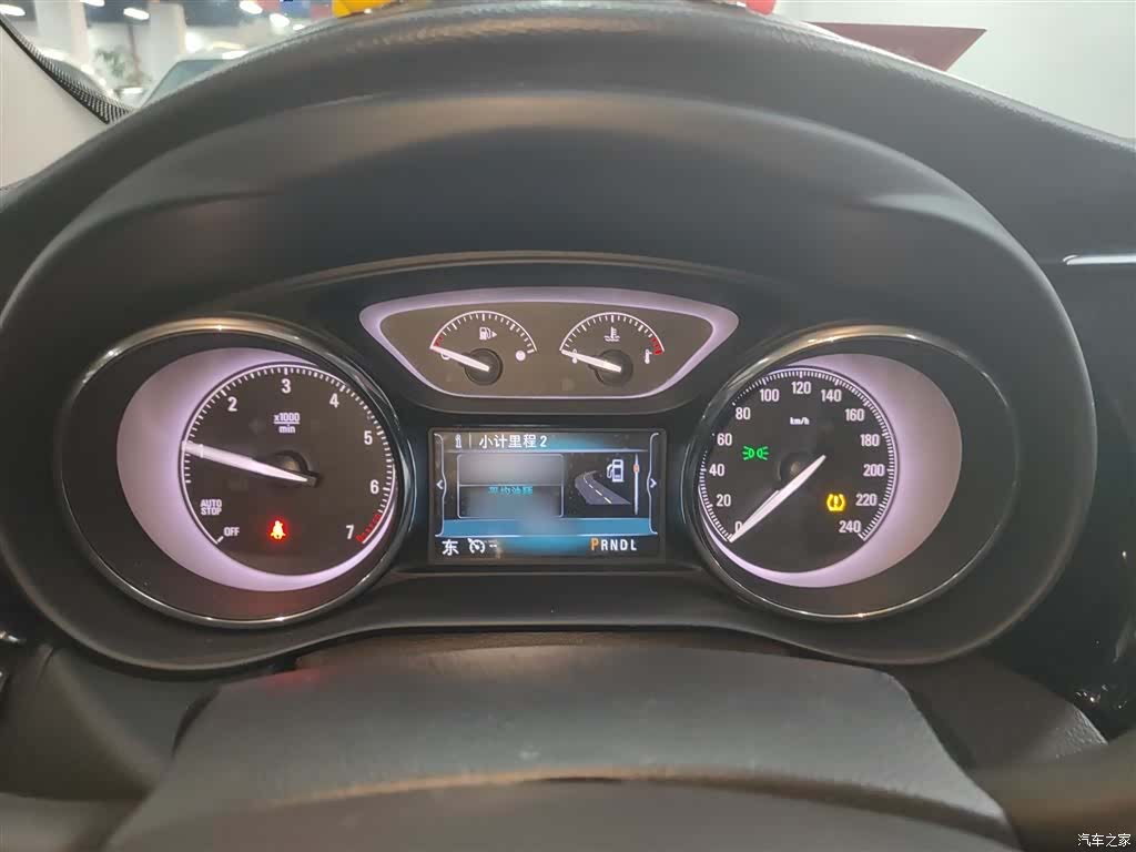Buick Envision Plus, 2019 7