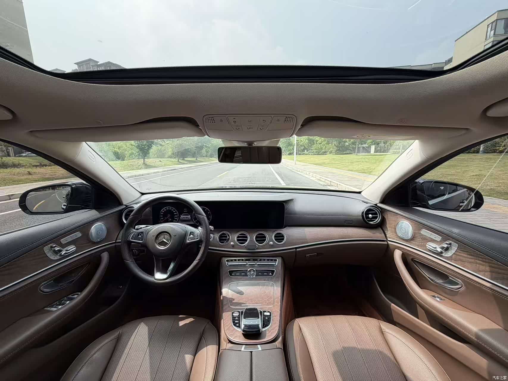 Mercedes-Benz E-Class, 2018 13