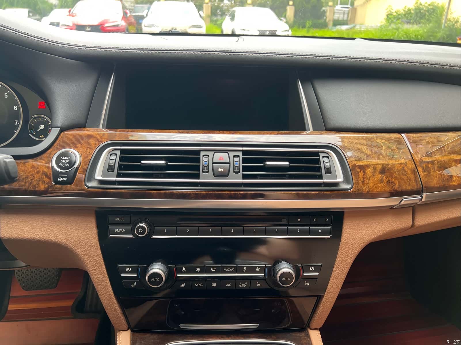 BMW 7 Series, 2014 16