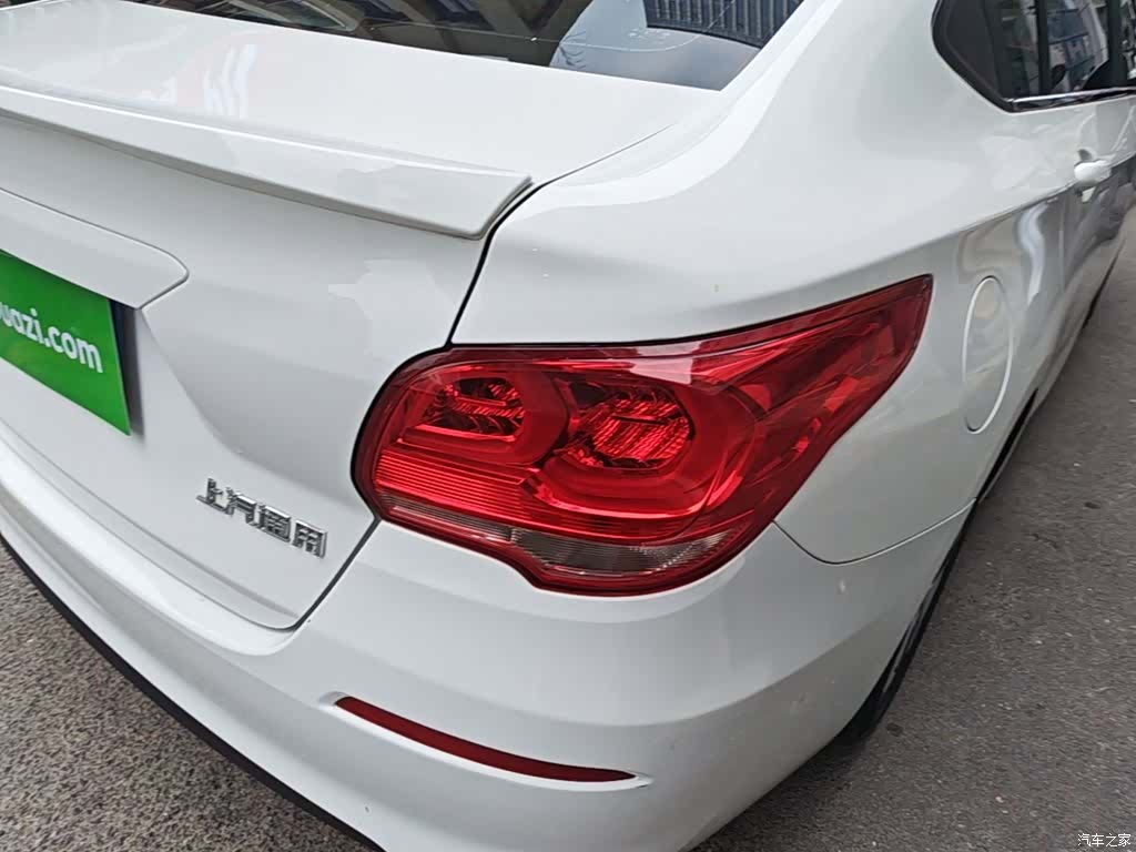 Chevrolet 320, 2019 8