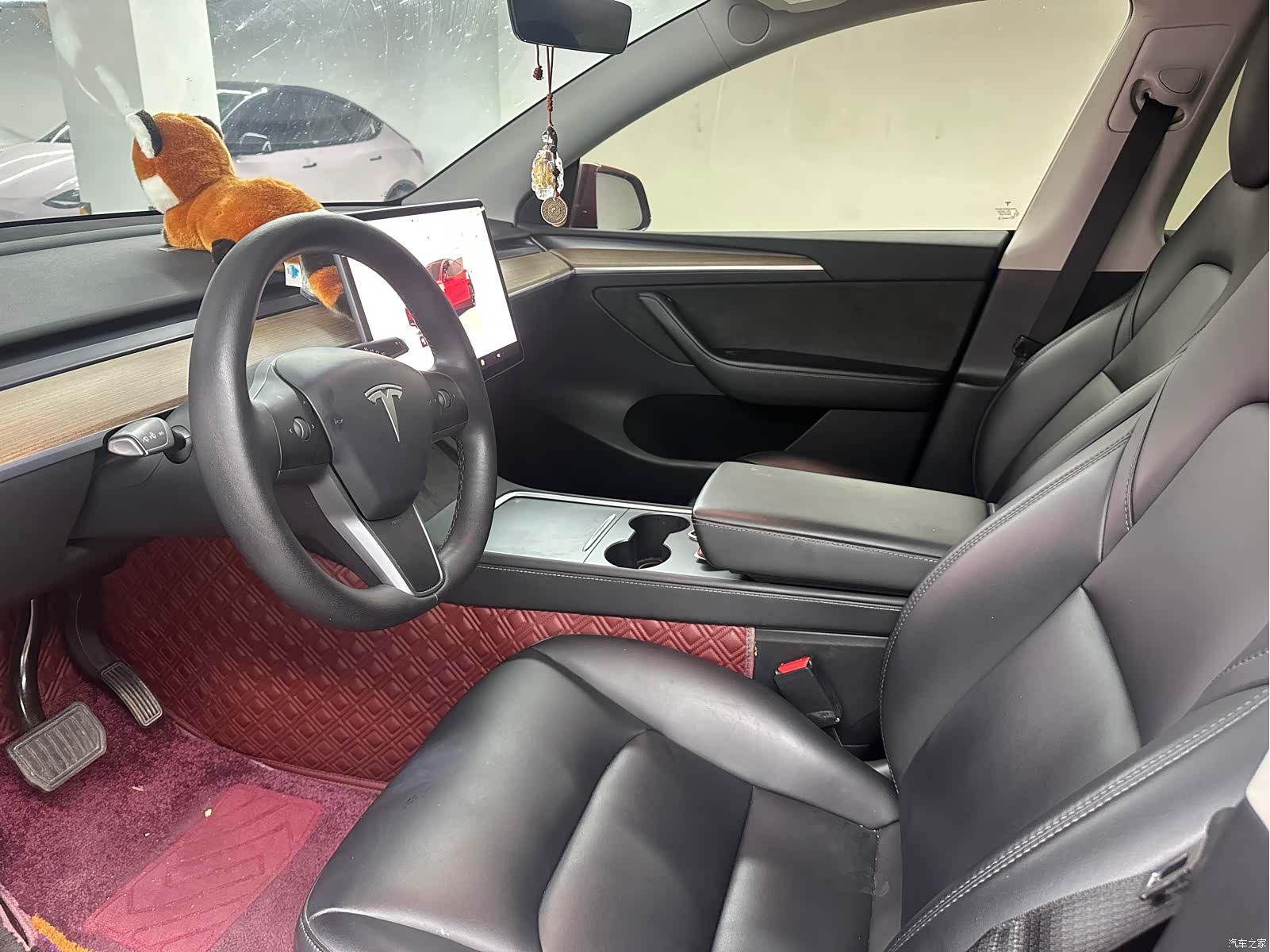 Tesla Model Y, 2022 6