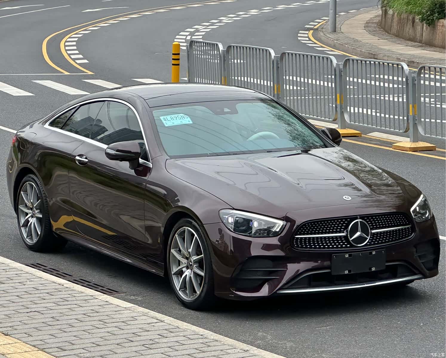 Mercedes-Benz E-Class, 2022 2