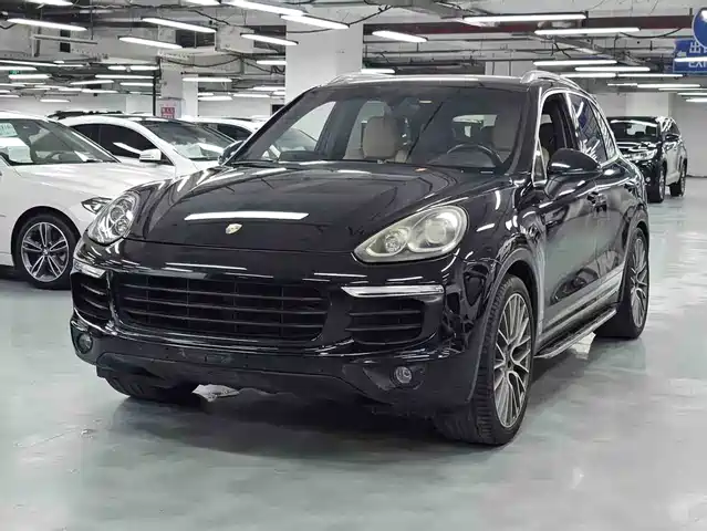 Porsche Cayenne 2015 — купить из Китая под заказ