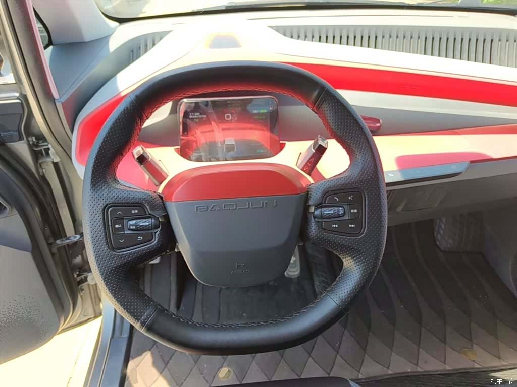 Wuling E200, 2019 11