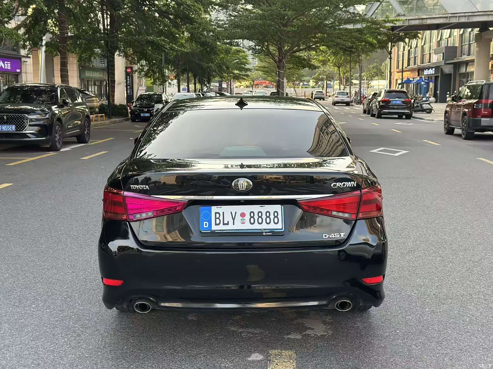 Toyota Crown, 2018 8