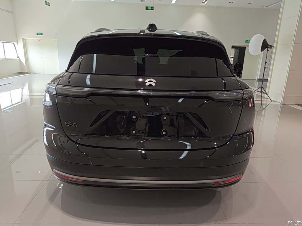 NIO ES6, 2023 6