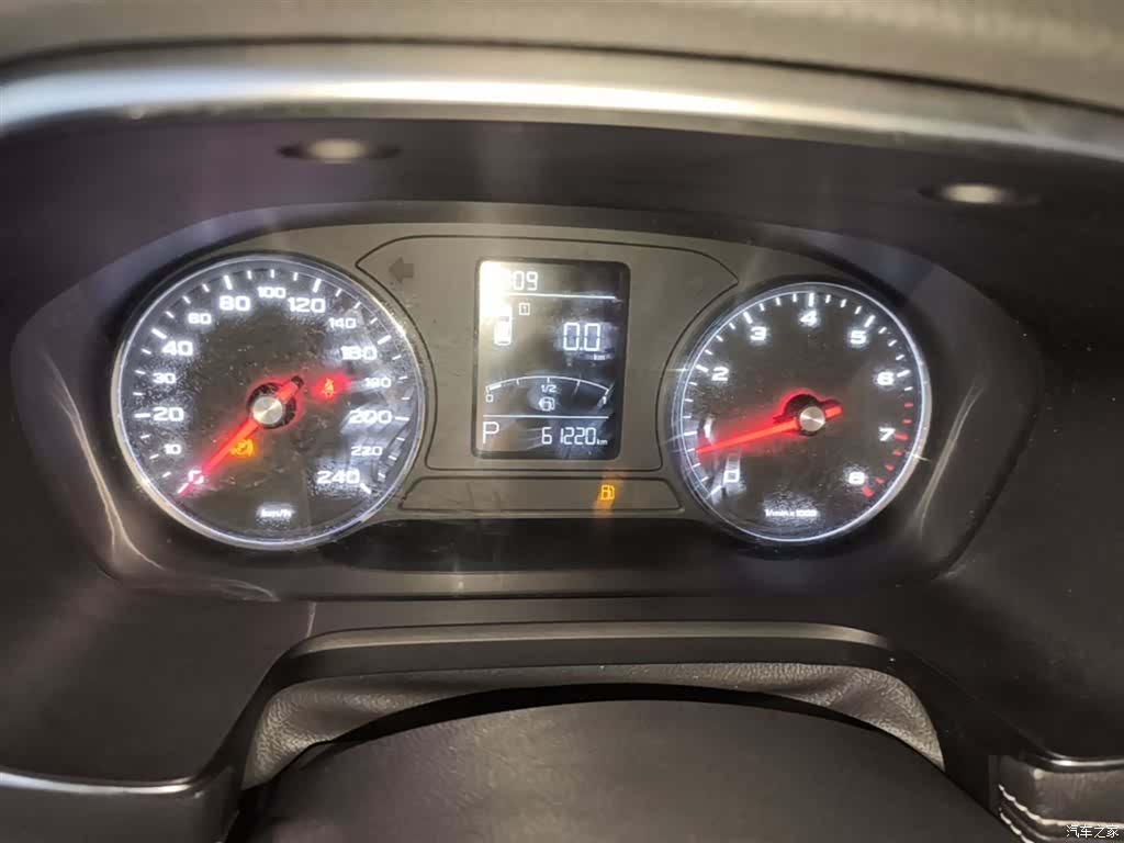 Roewe RX5, 2017 12