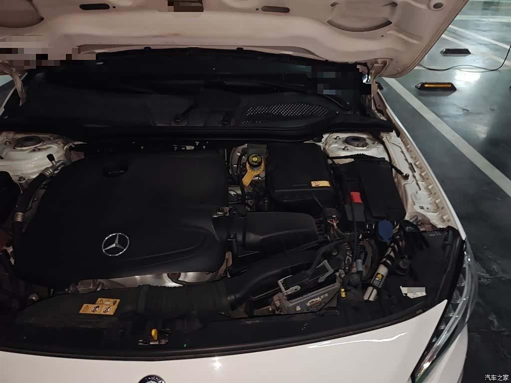 Mercedes-Benz GLA, 2015 23