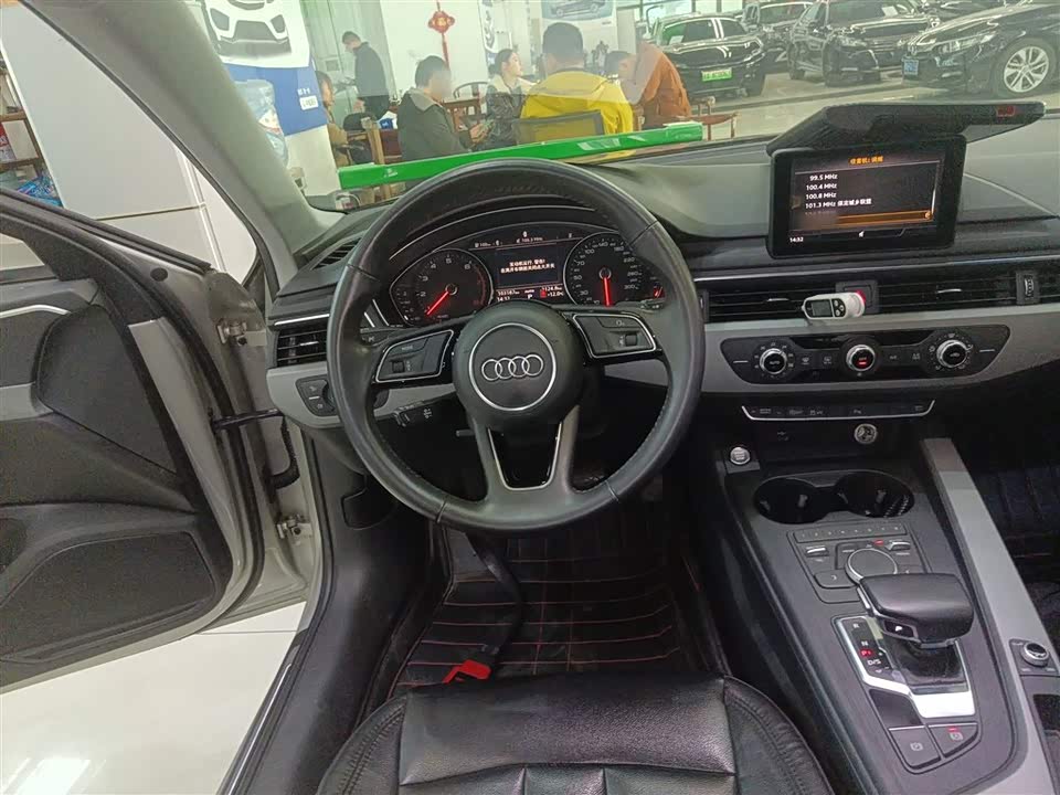 Audi A4L