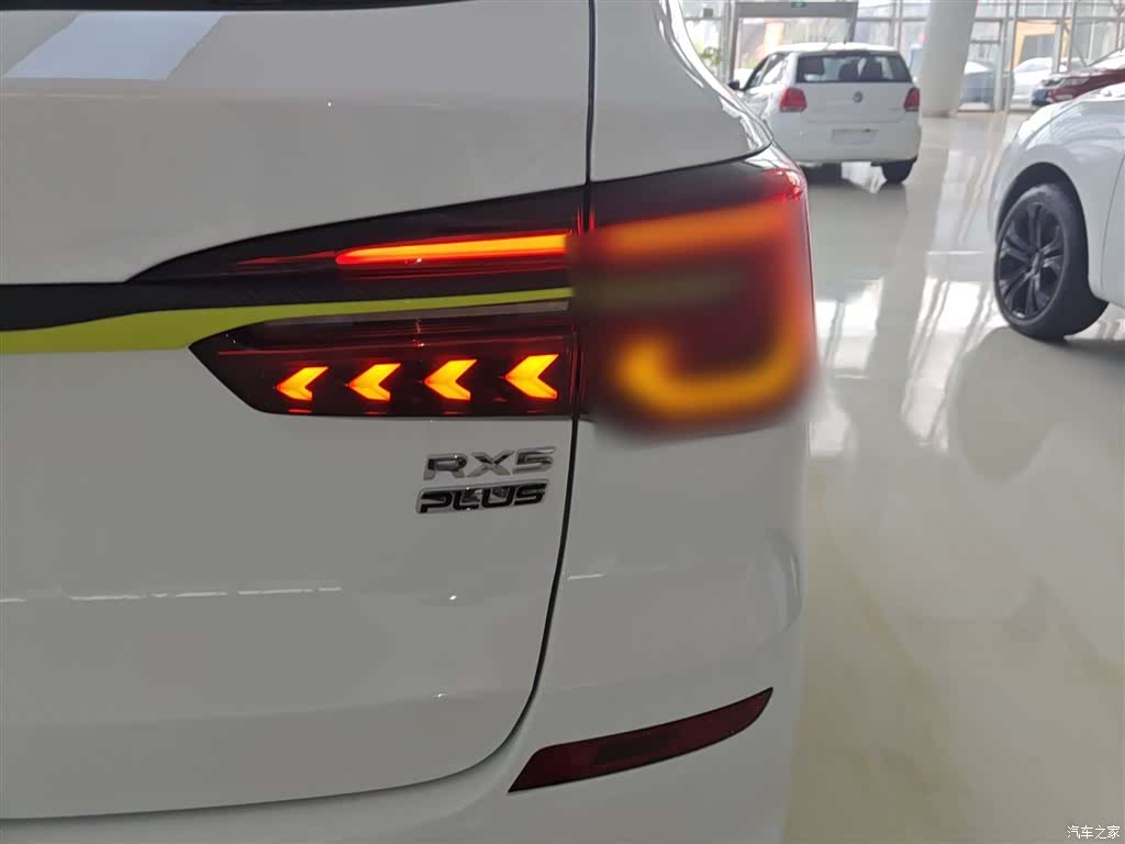 Roewe RX5, 2022 8