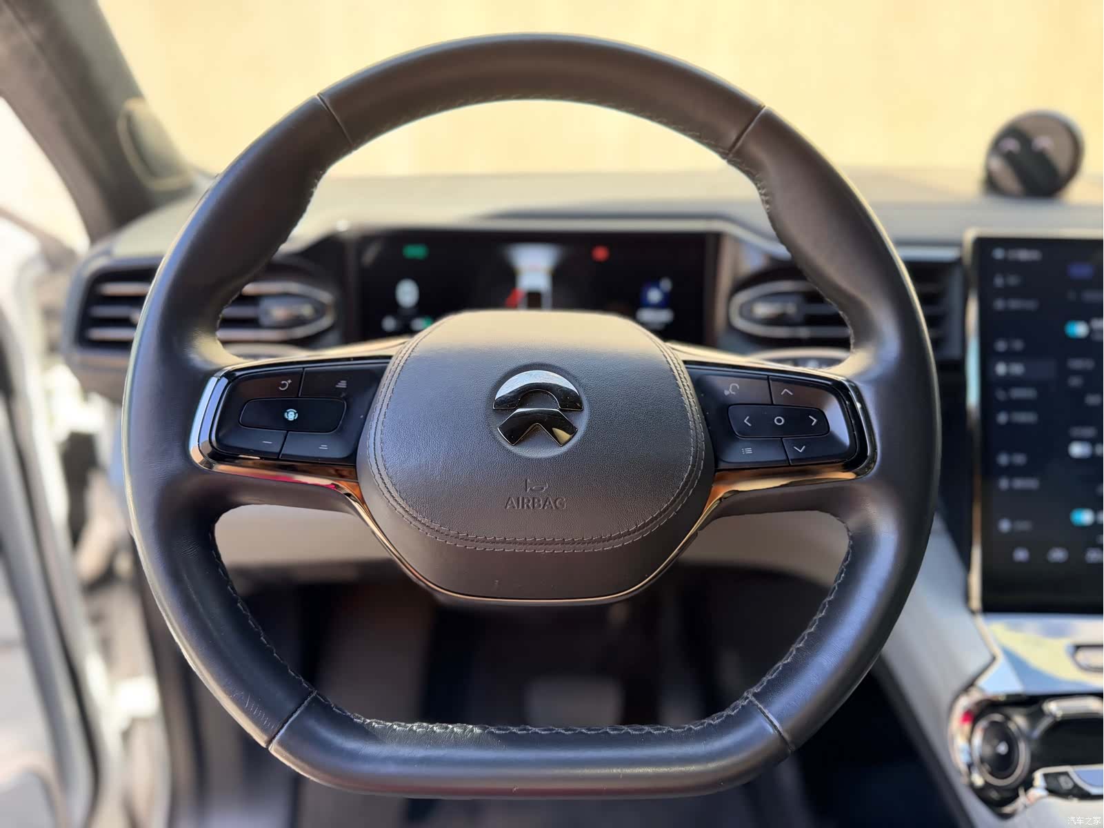 NIO ES8, 2021 27