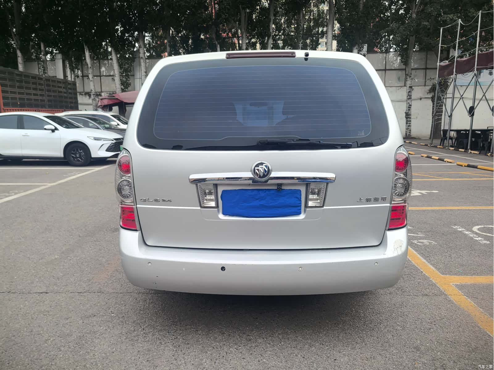 Buick GL8, 2012 2