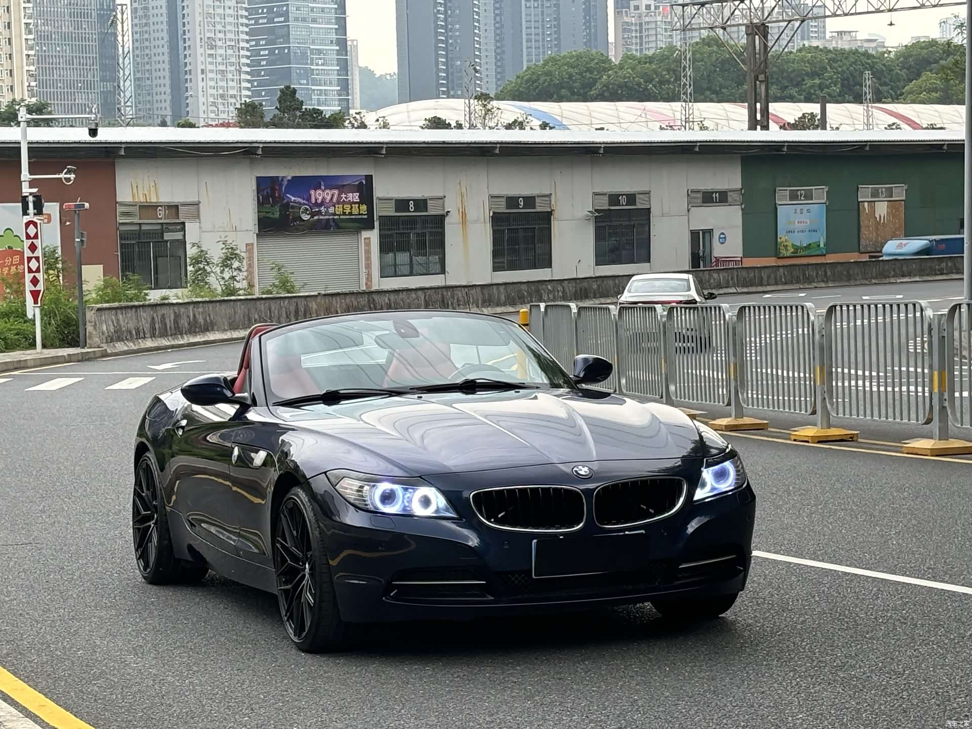 BMW Z4, 2013 4