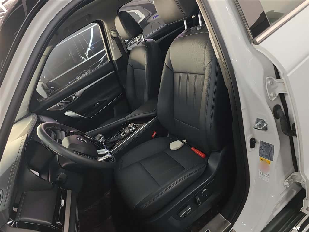 Changan CS95, 2020 15