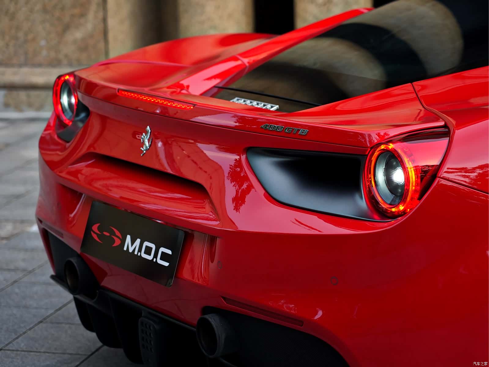 Ferrari 488, 2018 7