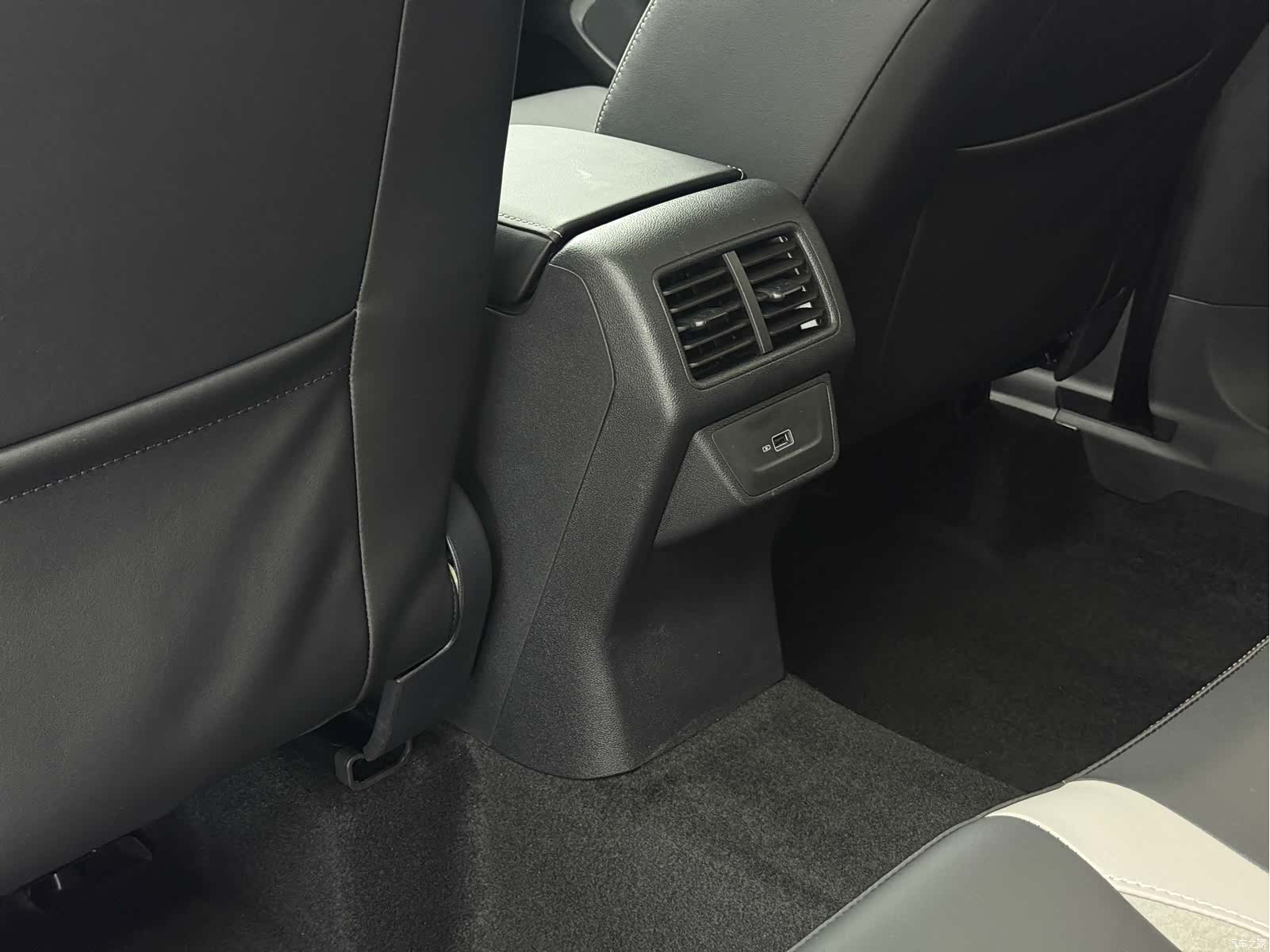 Jetta VS7, 2023 14